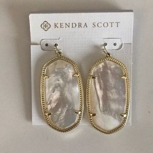 Kendra Scott mother of pearl DANIELLE earrings